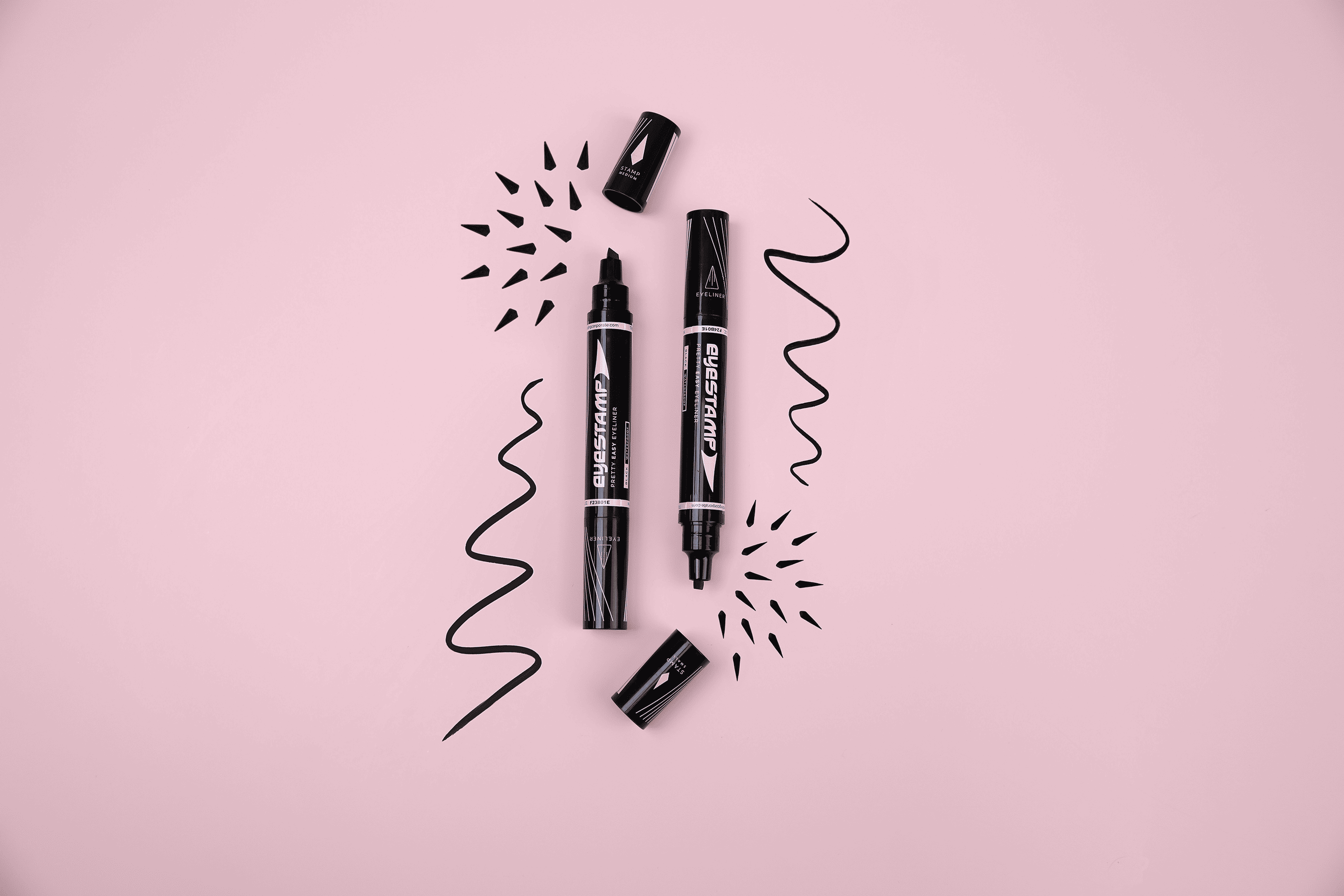 Eyeliner stamp